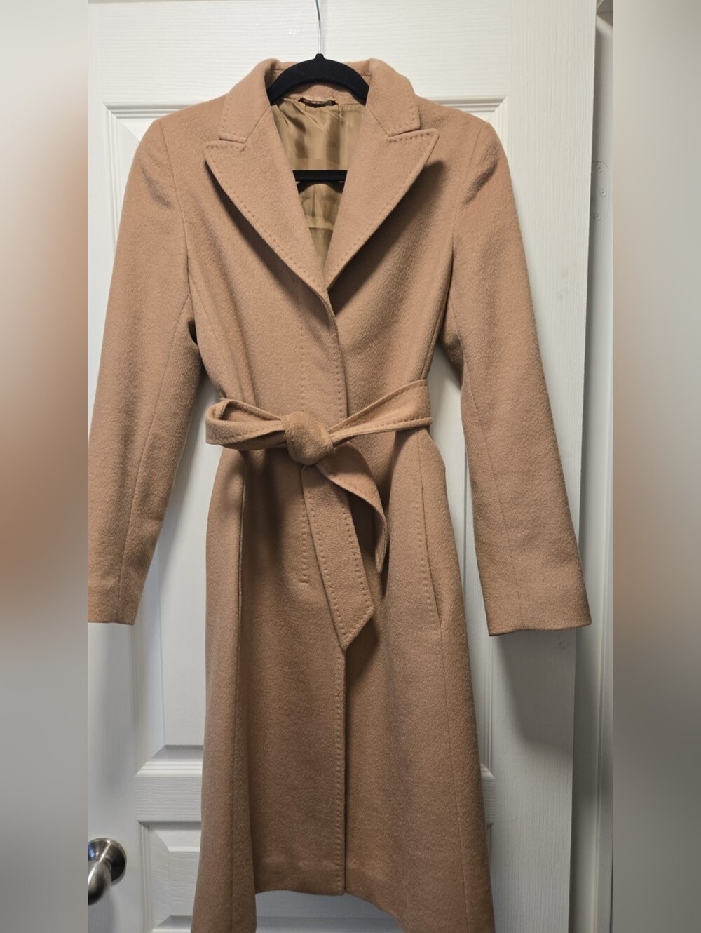 MaxMara Soft Camel Cashmere-Blend Coat